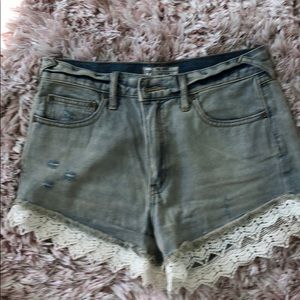 BNWOT Free People jean shorts w white lace